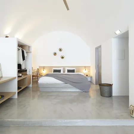 Red Rock Villa Akrotiri (Santorini)