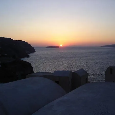 Red Rock Villa Akrotiri (Santorini)